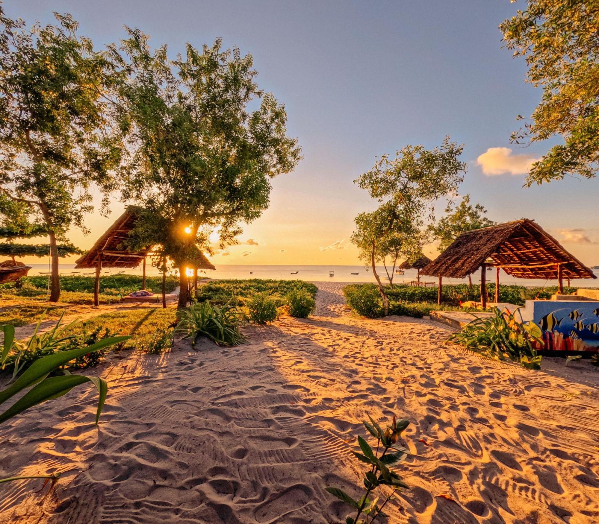 Maisara Mafia Beach Lodge كيليندوني المظهر الخارجي الصورة